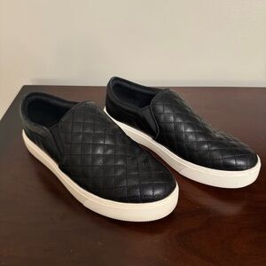 Aldo Quilted Women’s Slip On Sneakers Size 7